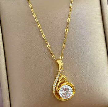 Swirl Design Pendant Necklace High Quality 18k Gold Plated Stainless Steel