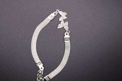 Fashion Bangle Butterfly Charm Bracelet for Women