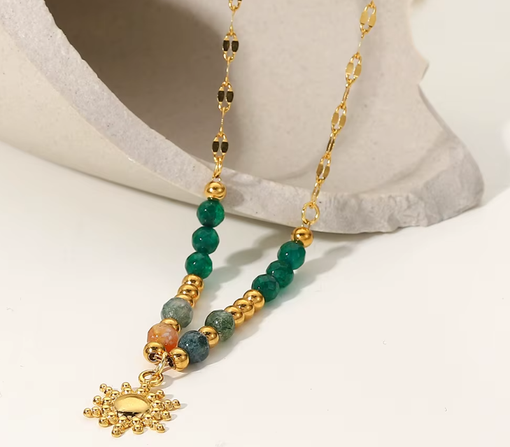 Natural Stone Stainless Steel 18K Gold Plated Handmade Necklace with Colorful Green Beads Sun Pendant