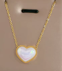 Elegant Heart  Pendant Necklaces High Quality 18k Gold Plated Stainless Steel