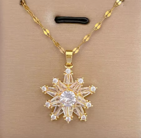 Elegant Snowflake Pendant Necklace High Quality 18k Gold Plated Stainless Steel