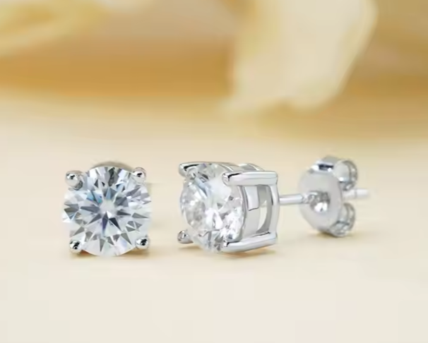 Round 925 Sterling Silver 18k Gold Plated Moissanite Stud Earring