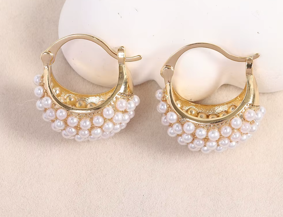 Elegant U-shaped Basket Pearl Gold Plated Crystal Korean Earrings